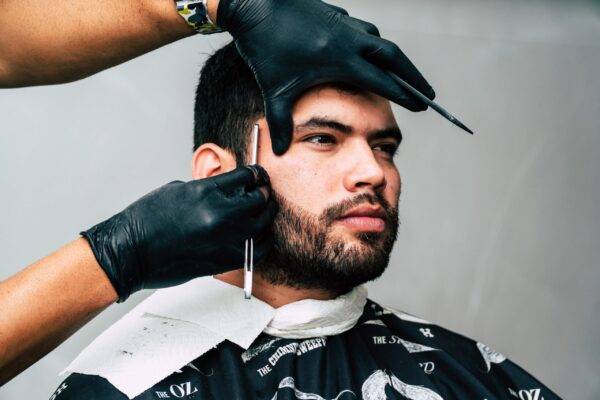 HANGAR BARBEARIA Estilo, Tradição e Elegância em cada corte